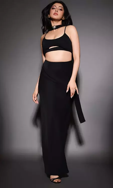 Pranitha Subhash Stuns in Sultry Black A Glamorous Twist to Elegance