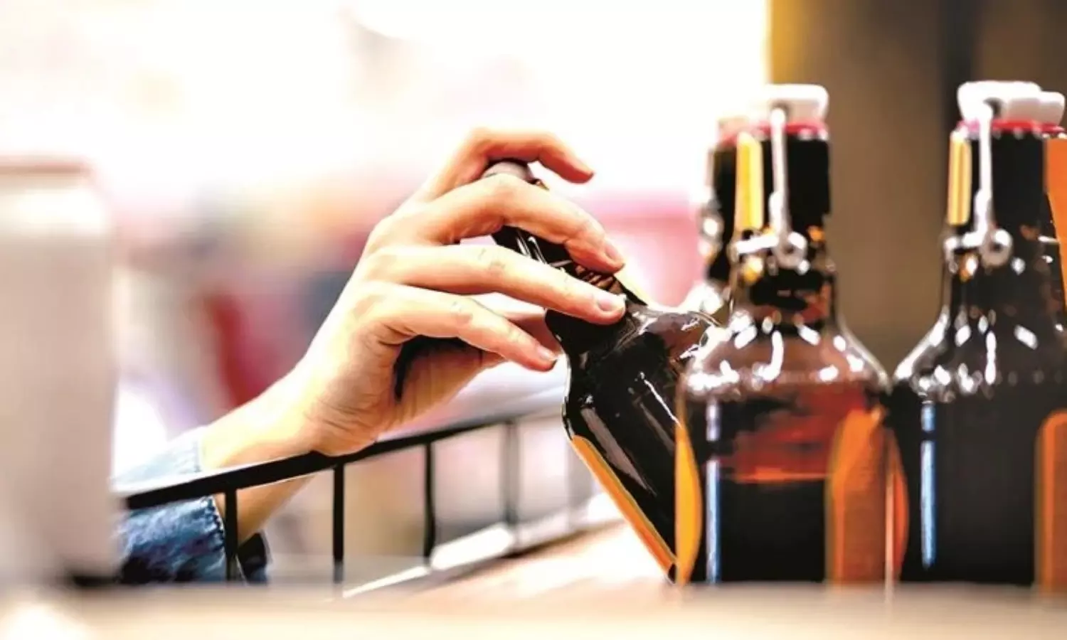 మందుబాబుల రికార్డ్... ఒక్కరోజులో రూ.333 కోట్లు లిక్కర్ హాంఫట్!