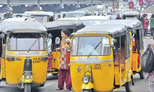 ఫ్రీ బస్సు ఆటోకీ లింక్...వర్కౌట్ అవుతుందా ?