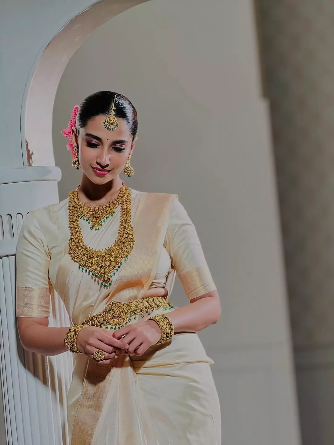 New BTS Moments Shared by Meenakshi Chaudhary