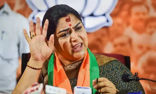 రసవత్తరం... కరూర్ తొక్కిసలాటపై కుష్బూ సంచలన వ్యాఖ్యలు!