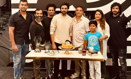 న‌వ‌త‌రం హీరోలో కొత్త‌ ఉత్సాహం నింపిన దిల్ రాజు పార్టీ