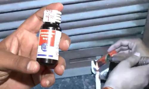 10 మంది పిల్లల ప్రాణాలు తీసిన దగ్గుమందు.. సంచలన నిర్ణయాలు