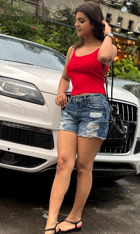 Tanishq Tiwari’s New Instagram Post Grabs Attention