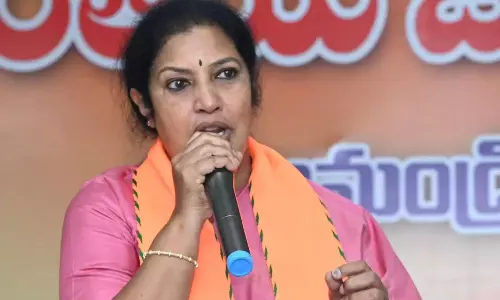 చిన్నమ్మకు పెద్ద ఆశలు తీరే చాన్స్ లేదా ?