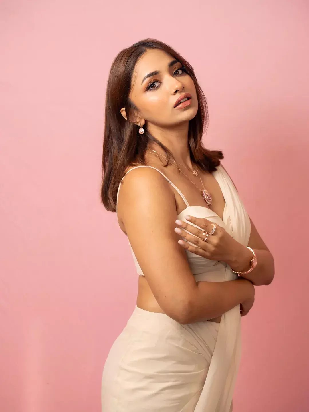 Jiya Shankar’s Stunning Saree Look Paired With Swarovski Jewelry