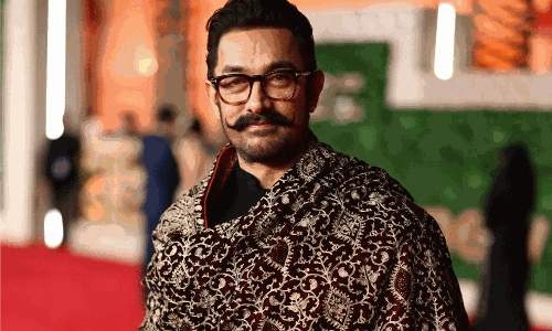 భార్య‌తో మాట్లాడ‌కుండా ష‌ట్ట‌ర్లు దించేసిన స్టార్ హీరో