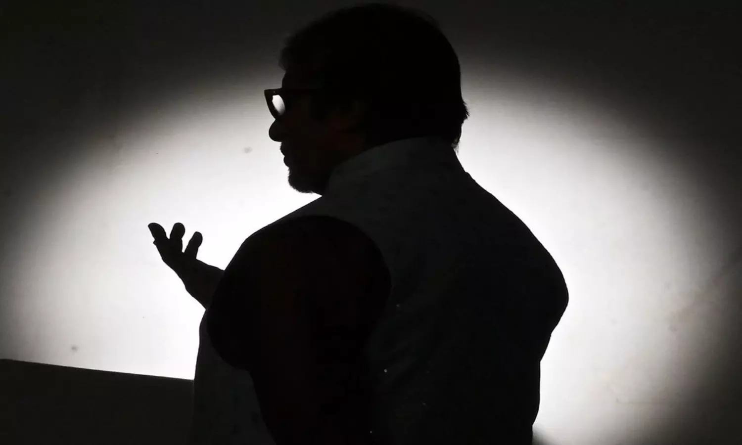 90కోట్ల అప్పుతో దివాళా..55 కోర్టు కేసులు.. అయినా ఈ స్టార్ జ‌గజ్జేత‌!