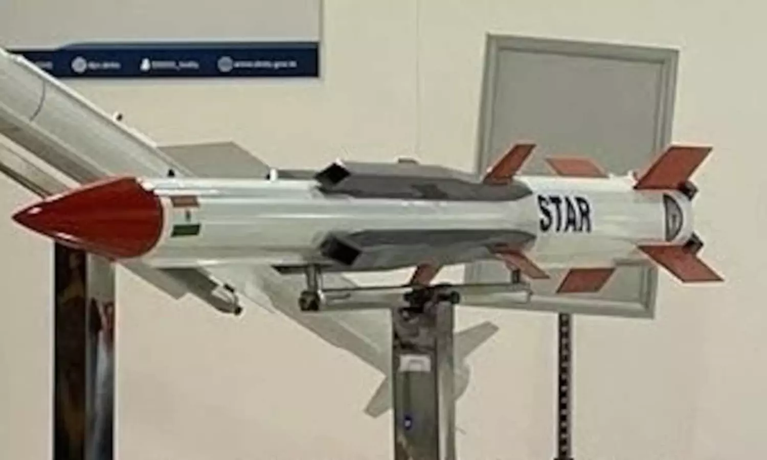 అన్ని క్షిపణులకు బాప్... స్టార్ మిసైల్! ప్రపంచానికి షాకిచ్చిన భారత్! అన్ని క్షిపణులకు బాప్... స్టార్ మిసైల్! ప్రపంచానికి షాకిచ్చిన భారత్!