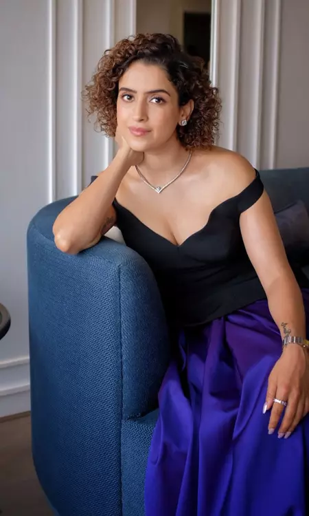 Elegance, Curled to Perfection: Sanya Malhotra’s Regal Look Stuns Again