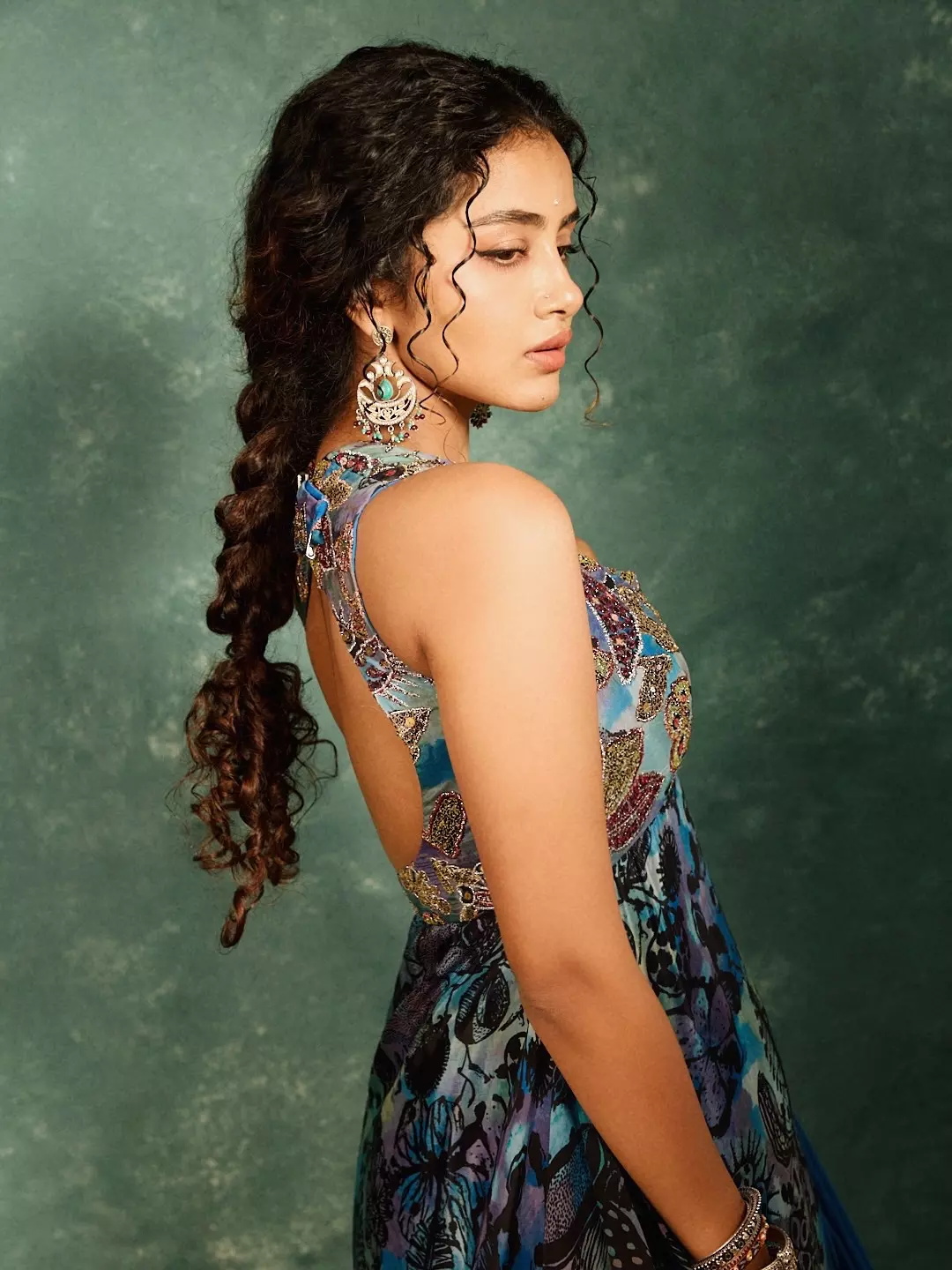 Anupama Parameswaran’s Ethereal Look is Pure Dreamscape