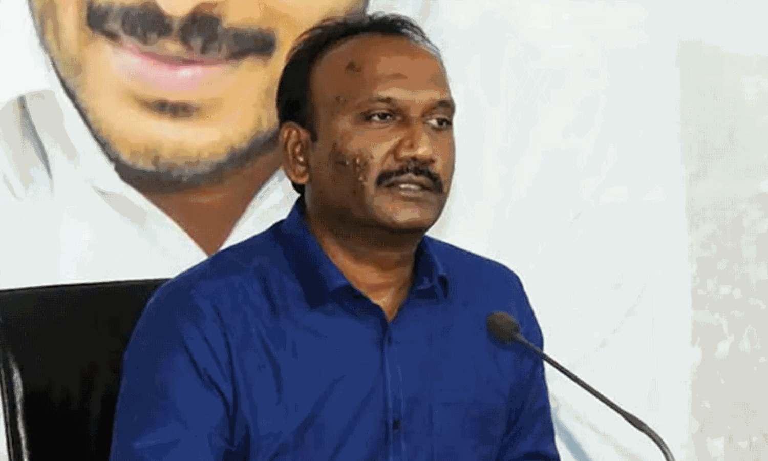 వైసీపీలోకి రీ ఎంట్రీ ఇవ్వనున్న బలమైన నేత ? వైసీపీలోకి రీ ఎంట్రీ ఇవ్వనున్న బలమైన నేత ?