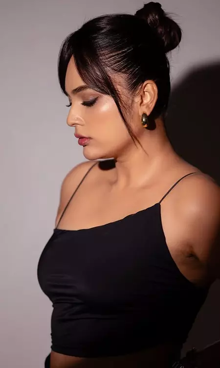 Glamorous & Bold: Nandita Swetha’s Fierce Look in Black