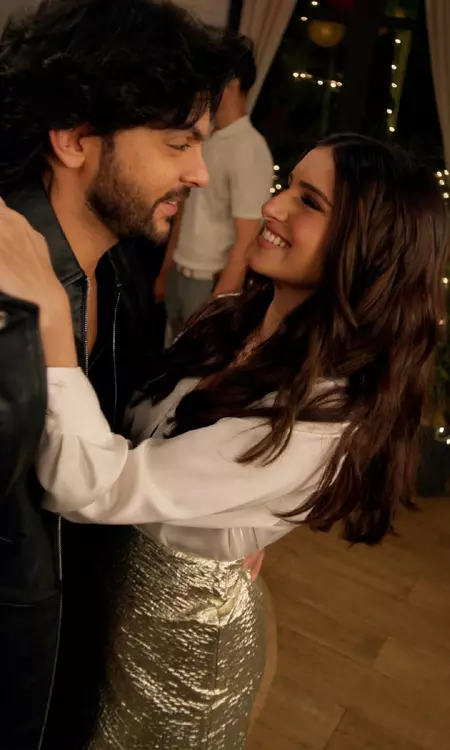 Tara Sutaria and Veer Pahariya Enjoy a Romantic Getaway in Italy
