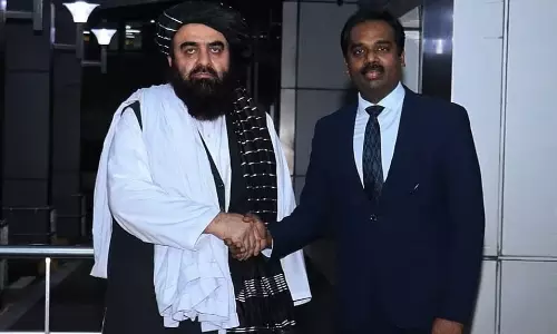 వారంపాటు భార‌త్ లో తాలిబ‌న్ విదేశాంగ మంత్రి.. జెండా లేకుండానే