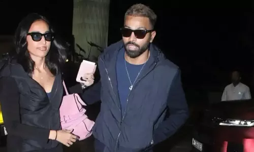 రూమర్డ్ గర్ల్ ఫ్రెండ్ తో హార్దిక్.. ఆమె ఎవరు? బ్యాక్ గ్రౌండ్ ఏంటో తెలుసా?