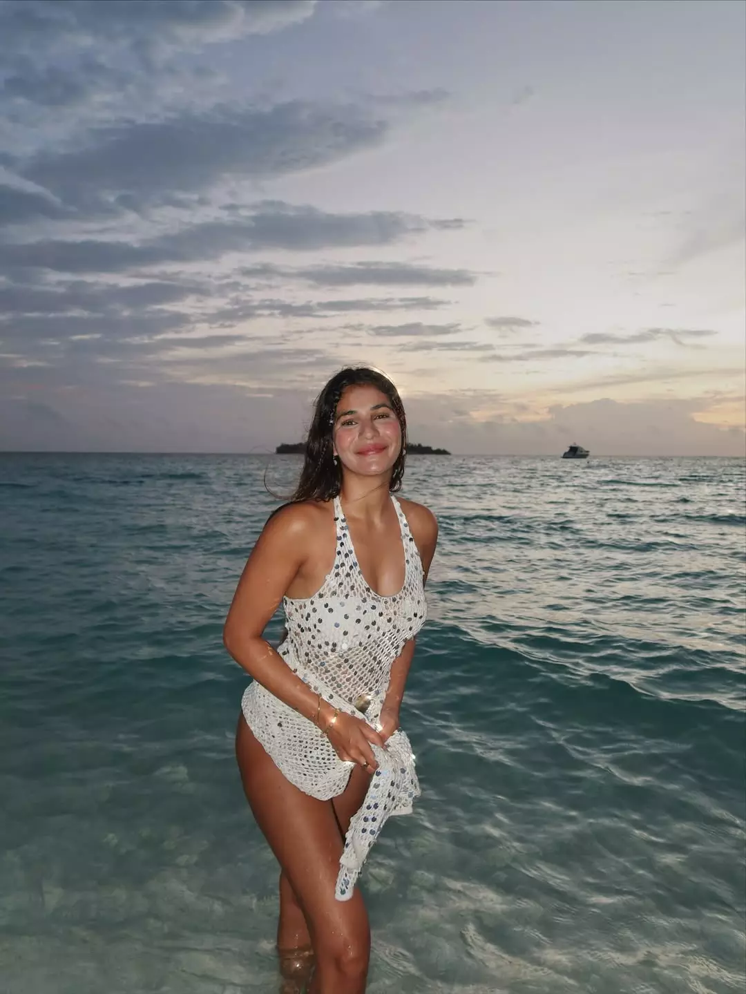 Radhika Seth Turns Heads with Her Bold & Glamorous Pics Radhika Seth Turns Heads with Her Bold & Glamorous Pics