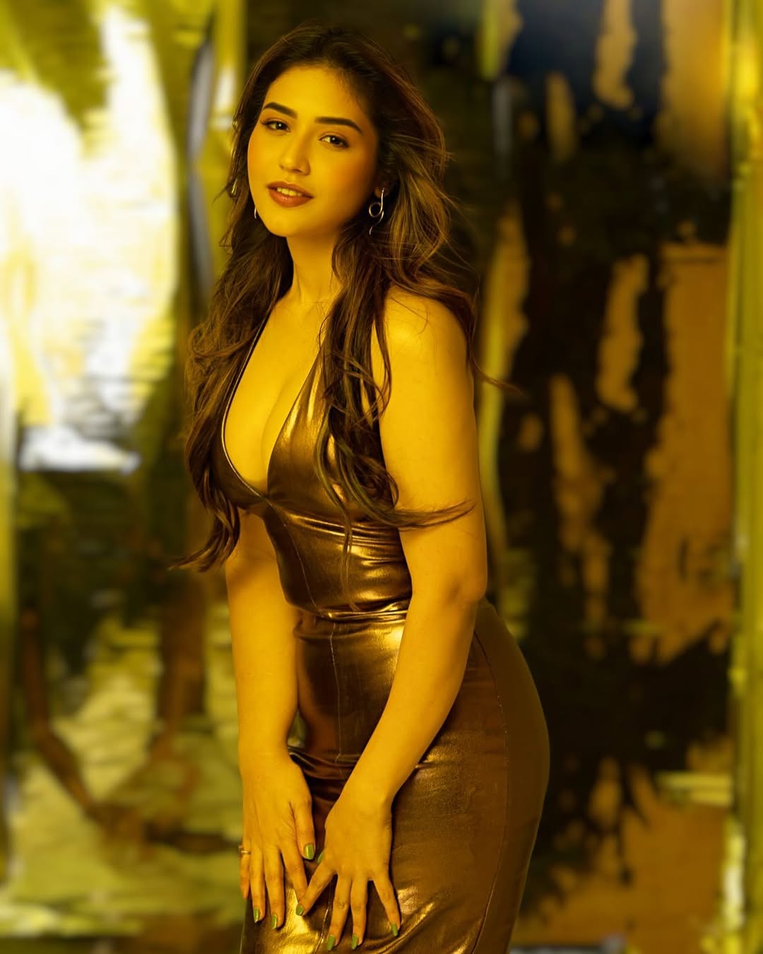 She Can Rock Any Look! Priyanka Jawalkar Insta Pics Go Viral She Can Rock Any Look! Priyanka Jawalkar Insta Pics Go Viral