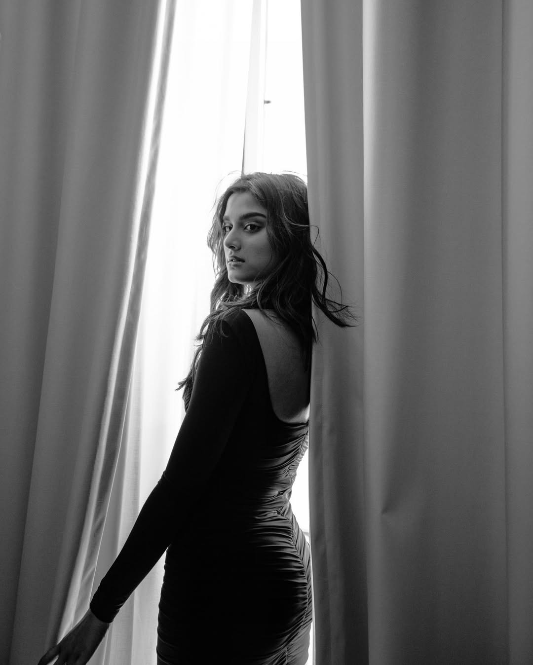 Saiee Manjrekar Blending Youthful Elegance with Bollywood Charm Saiee Manjrekar Blending Youthful Elegance with Bollywood Charm