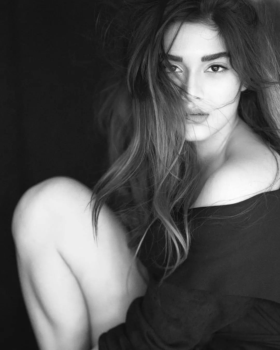 Saiee Manjrekar Blending Youthful Elegance with Bollywood Charm