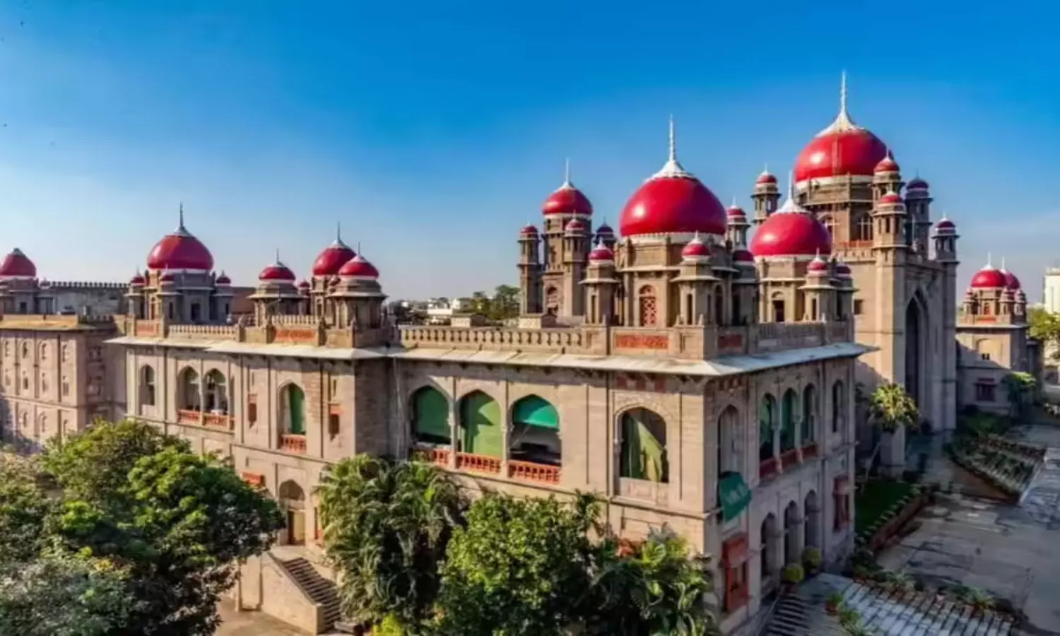 ఆ విధంగా ఎన్నికలు నిర్వహించవచ్చు.. ప్రభుత్వానికి సూచించిన హై కోర్టు..