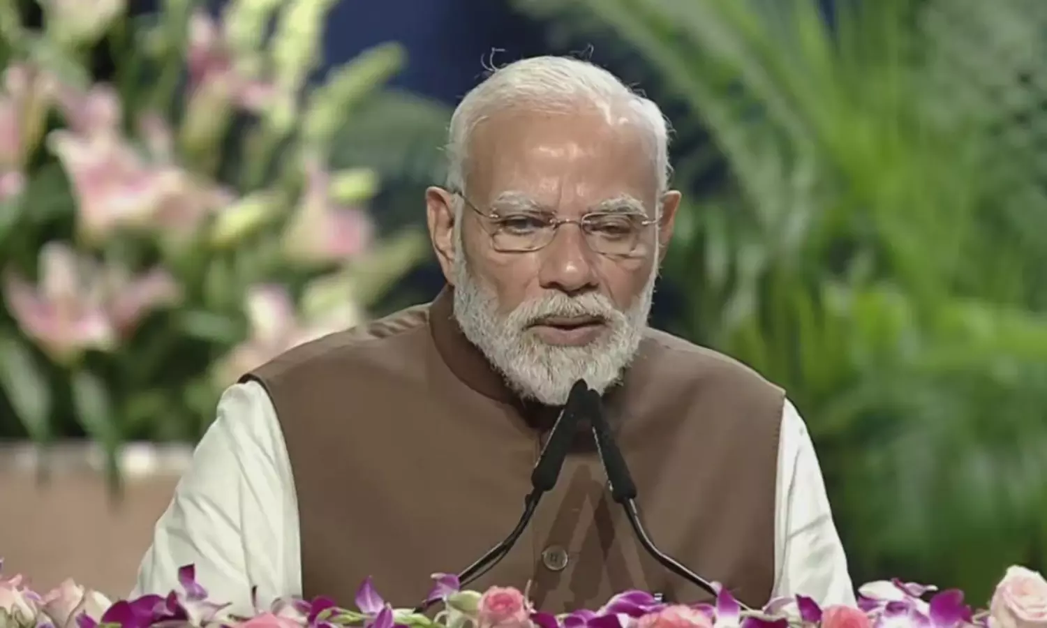 రెండు పథకాలు ప్రారంభించిన మోడీ.. రైతులకు కీలక సుచనలు!