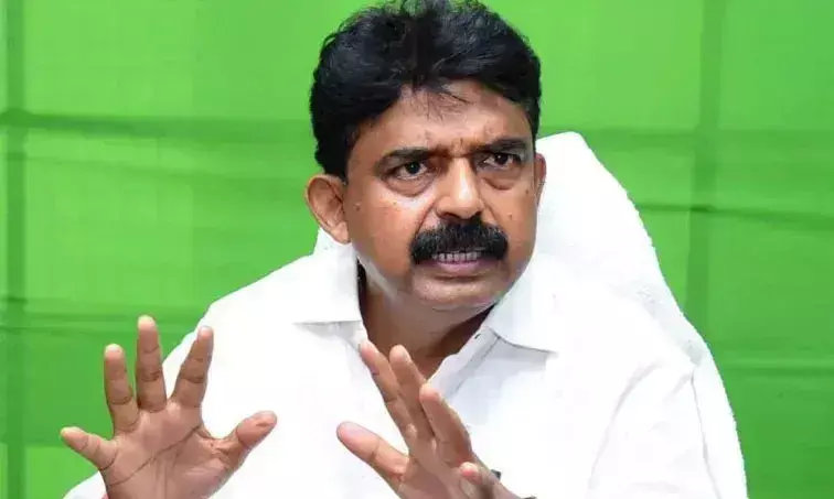 పేర్ని పై నాన్ బెయిలబుల్ కేసు... సీఐని బెదిరించిన కేసులో అరెస్టు ముప్పు