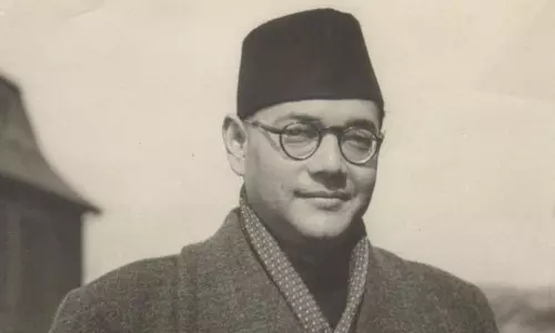 బోస్ బ‌యోపిక్ కోసం వెయిటింగ్!