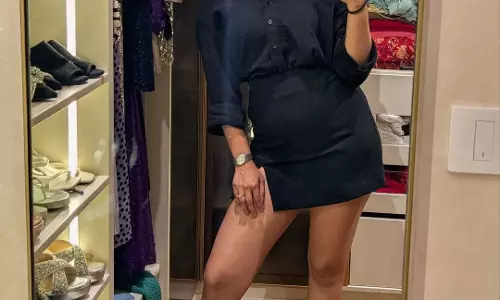 Mirror Moments  Reba Monica John