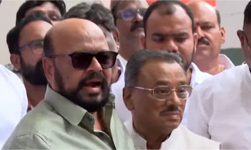 వరంగల్ లో మంత్రి జోక్యంపై కొండా ఫైర్.. కొండా మురళి ఏమన్నారంటే..?