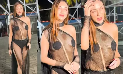 డర్టీ పబ్లిక్ స్టంట్.. ఖుషీ ముఖర్జీపై విమర్శలు!