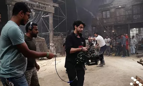 పదేళ్లకే షార్ట్ ఫిలిం.. 14 ఏళ్లకే వీఎఫ్ఎక్స్ లో అనుభవం.. ఆయన వల్లే సాధ్యం - ఆర్యన్ ఖాన్