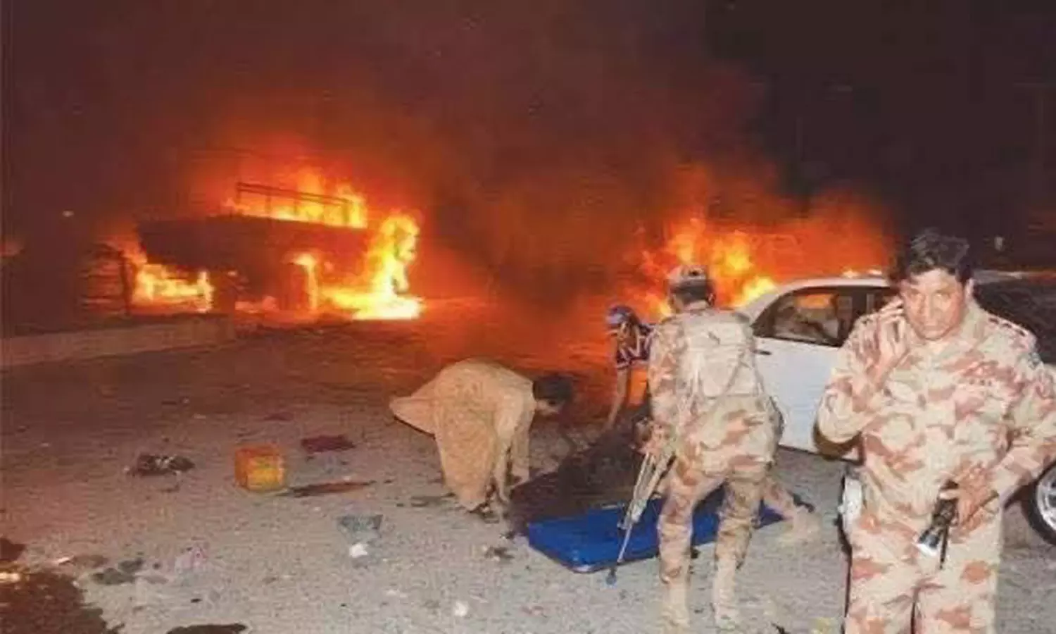 మరో యుద్ధం మొదలైంది.. అఫ్ఘాన్ దెబ్బకు పాక్ సైన్యం కుదేలైందా?