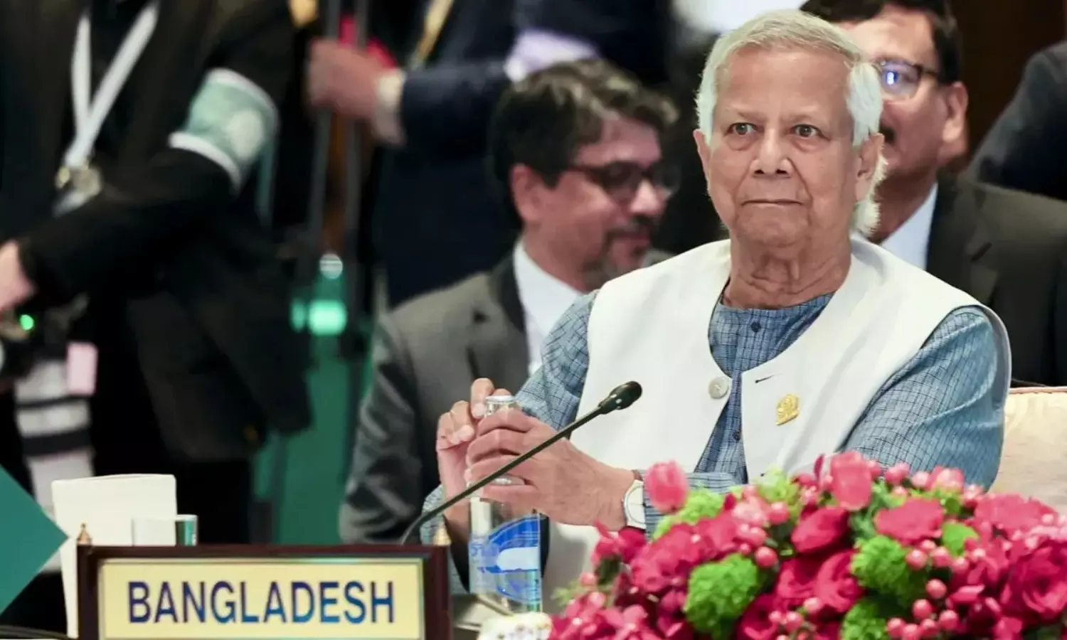 మళ్లీ ఇండియాపై పడి ఏడుస్తున్న యూనస్