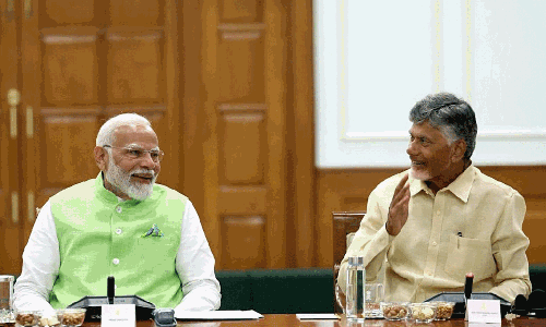 చంద్ర‌బాబుపై మోడీ మెప్పు మంత్రం.. బుట్ట‌లో ప‌డితే క‌ష్ట‌మేనా?