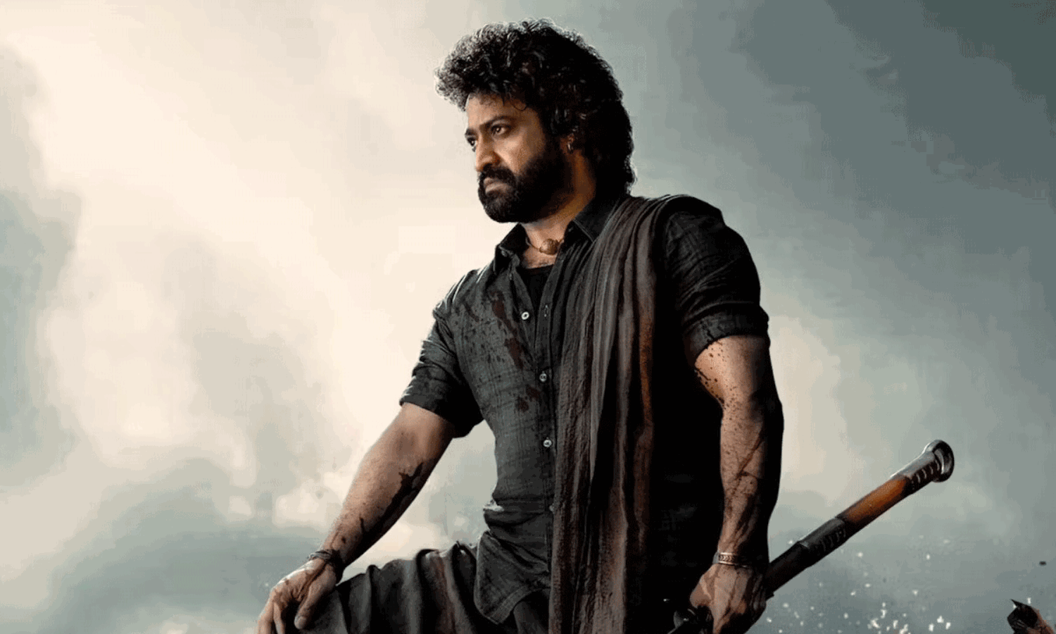 దేవరపై డిస్కషన్.. రీజన్స్ తెలిస్తే షాక్ అవ్వాల్సిందే..! దేవరపై డిస్కషన్.. రీజన్స్ తెలిస్తే షాక్ అవ్వాల్సిందే..!