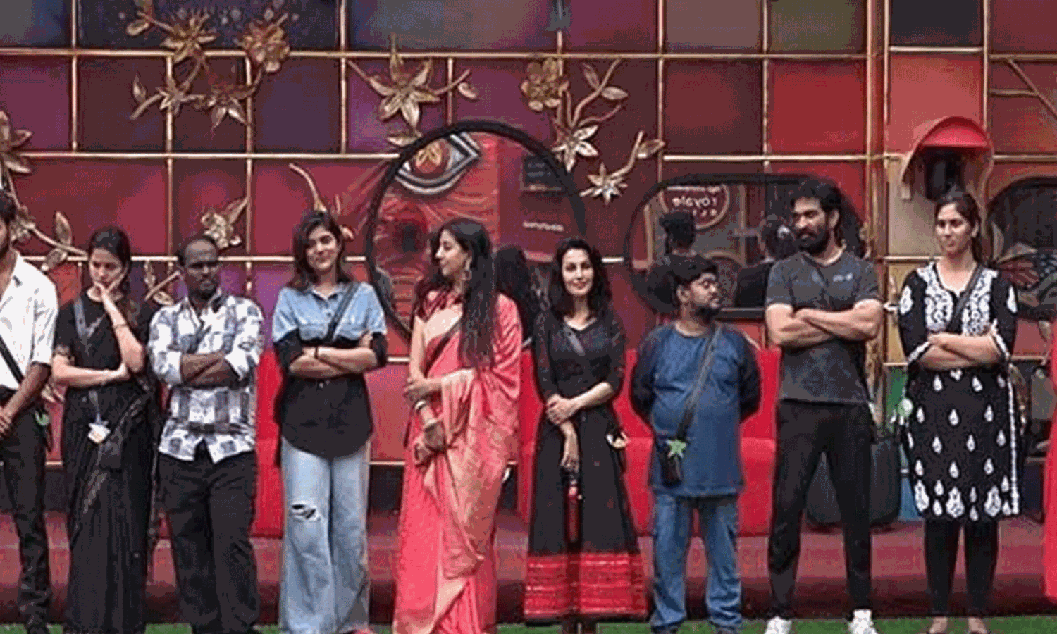 బిగ్ బాస్ 9.. ఈ వారం నామినేషన్స్ లో ఉన్నది ఎవరు..?