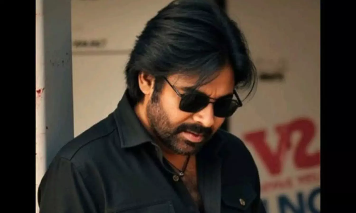 పవన్ లైనప్ పై క్లారిటీ ఇదే! పవన్ లైనప్ పై క్లారిటీ ఇదే!