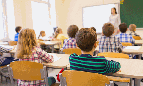 విద్యార్థిపై టీచర్ పాడుపని.. బయటకు రావటంతో సూసైడ్