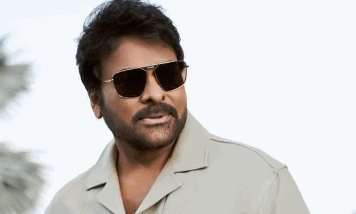 మెగాస్టార్ స‌ర‌స‌న యంగ్ బ్యూటీ?