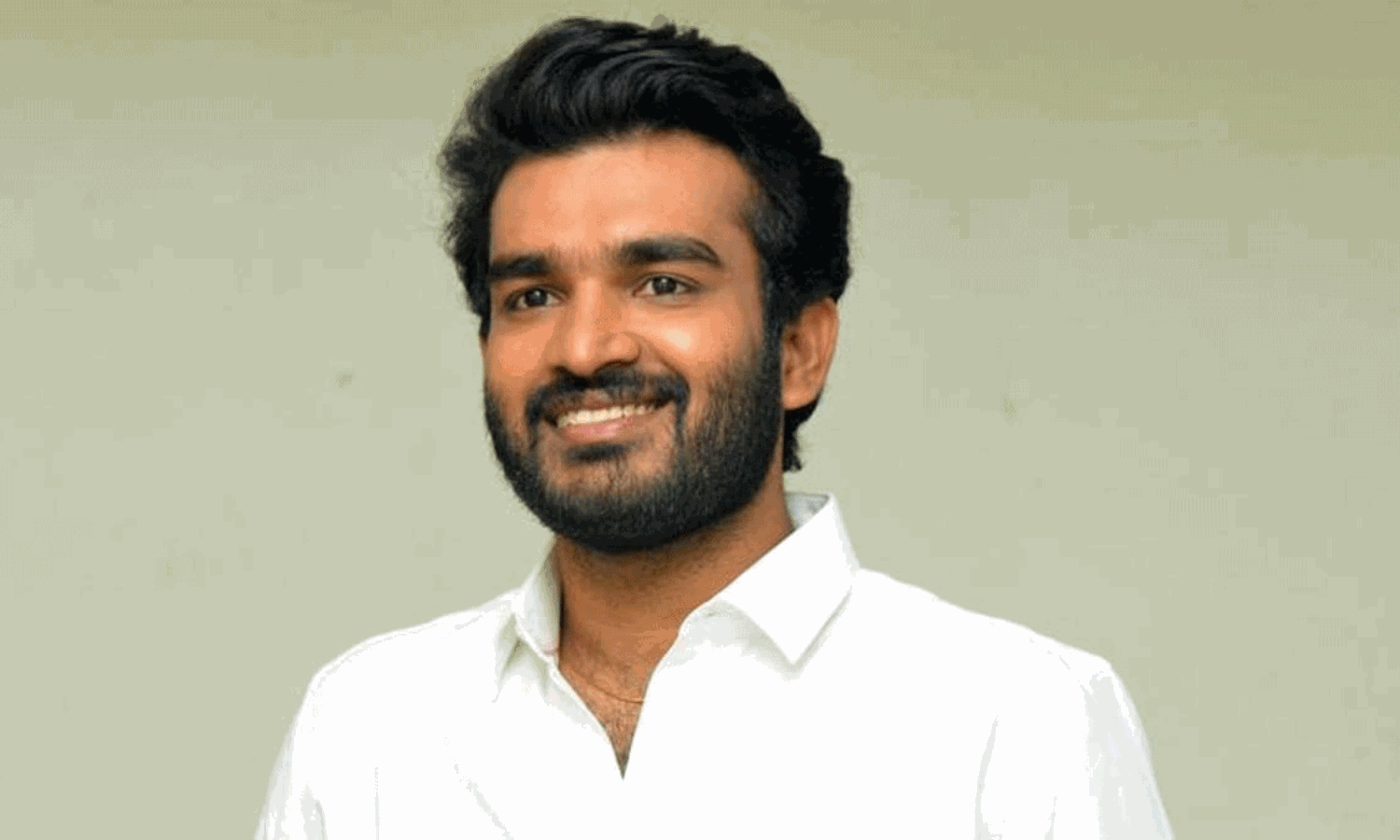 Kiran Abbavaram Explains Why He Stays Silent About Pawan