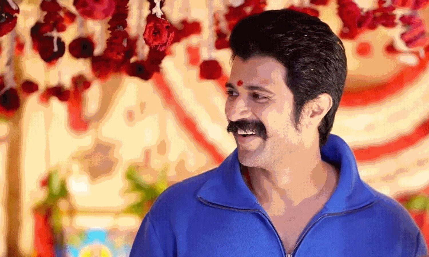 ఫ్యాన్స్ ని టెన్షన్ పెడుతున్న దేవరకొండ.. ఇది నిజమేనా..? ఫ్యాన్స్ ని టెన్షన్ పెడుతున్న దేవరకొండ.. ఇది నిజమేనా..?