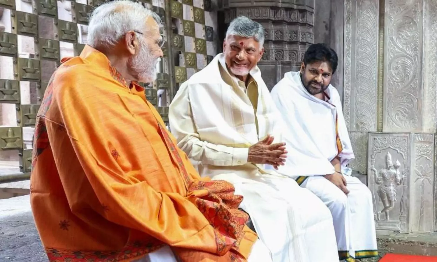 రండి.. నా ప‌క్క‌న కూర్చోండి:  ప‌వన్‌కు మోడీ ఆఫ‌ర్‌