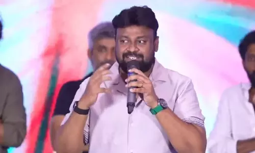 మైత్రి గేమ్ ప్లాన్ రివీల్ చేసిన డైరెక్టర్.. కాదనలేని సూట్ కేస్ అంటూ..!