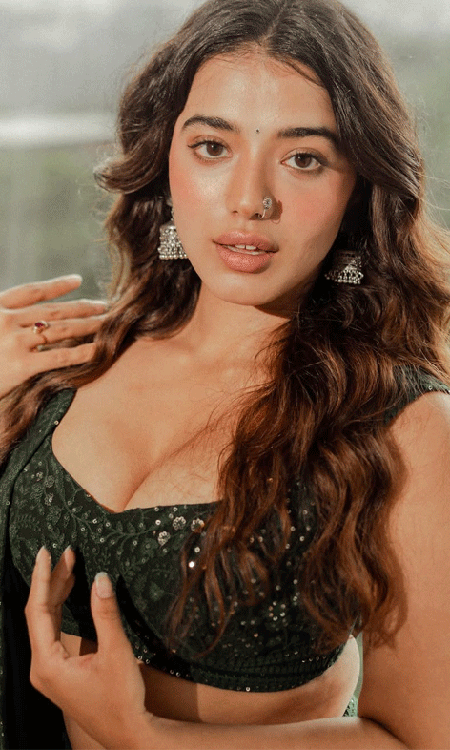 Ketika Sharmas Stunning Green Allure
