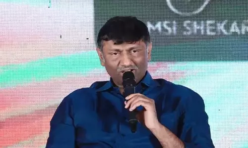 బన్నీ కంటే ముందు చరణ్ తోనే.. బడా కాంబోపై మైత్రి క్లారిటీ!