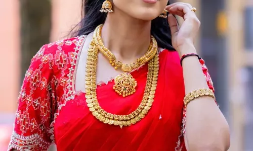 Shivani Nagaram Is Queen in Red Saree