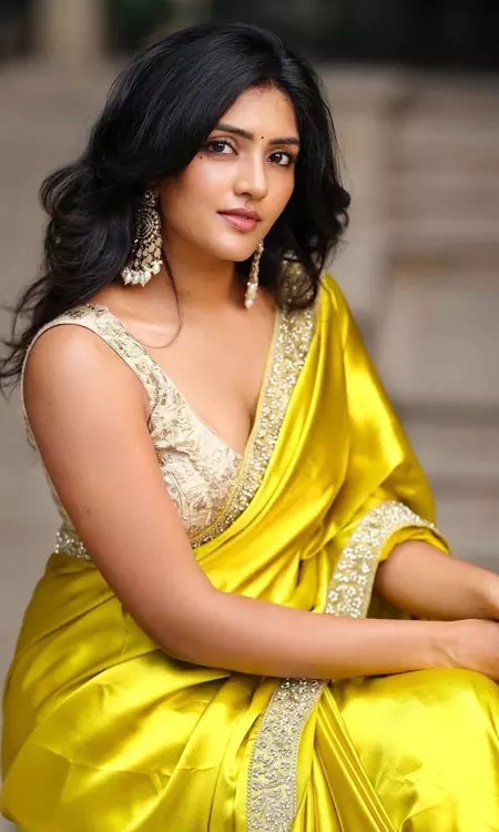 Eesha Rebba Stuns Fans with Her Latest Glamorous Photos