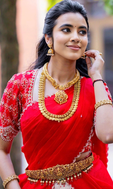 Shivani Nagaram Is Queen in Red Saree