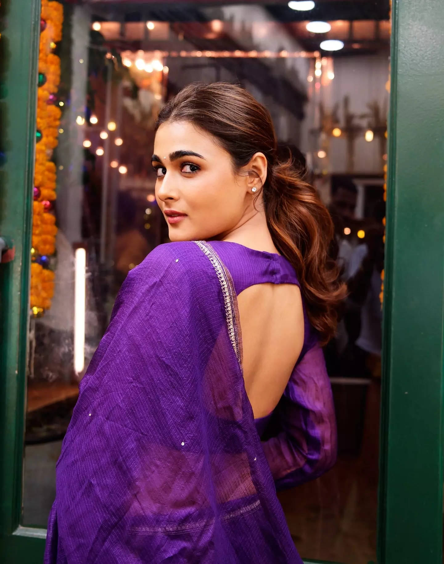 Arjun Reddy Actress Shalini Pandey Impresses In Saree